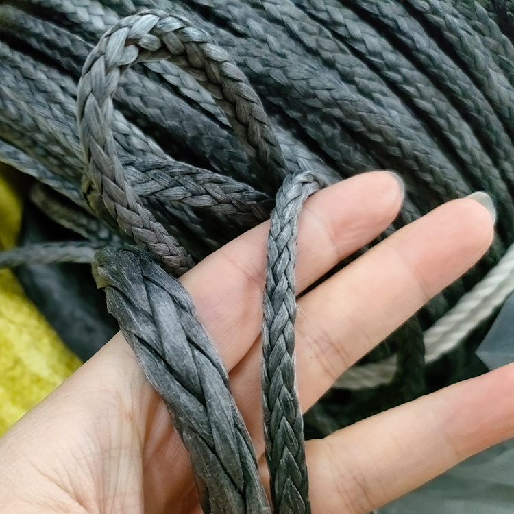 12 strands mixed rope with anti snap back core