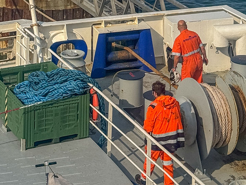 heavy offshore towing